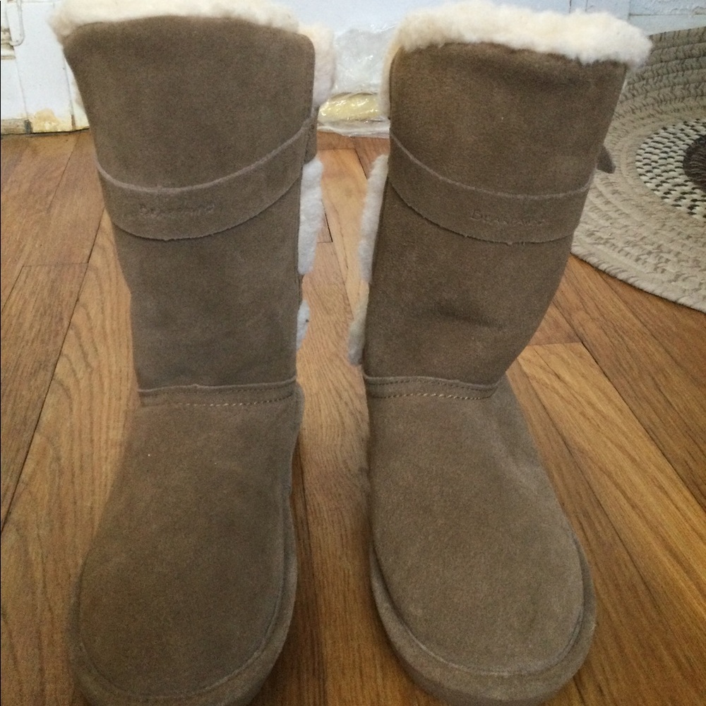 Bearpaw Tan Boots - image 1
